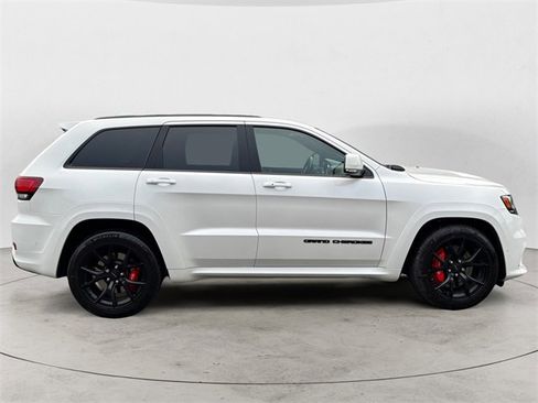 Used 2020 Jeep Grand Cherokee SRT image 6