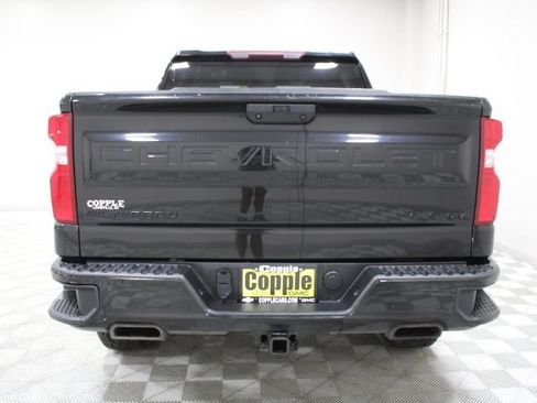 Used 2021 Chevrolet Silverado 1500 Custom Trail Boss w/ Midnight Edition AWD/4WD image 10