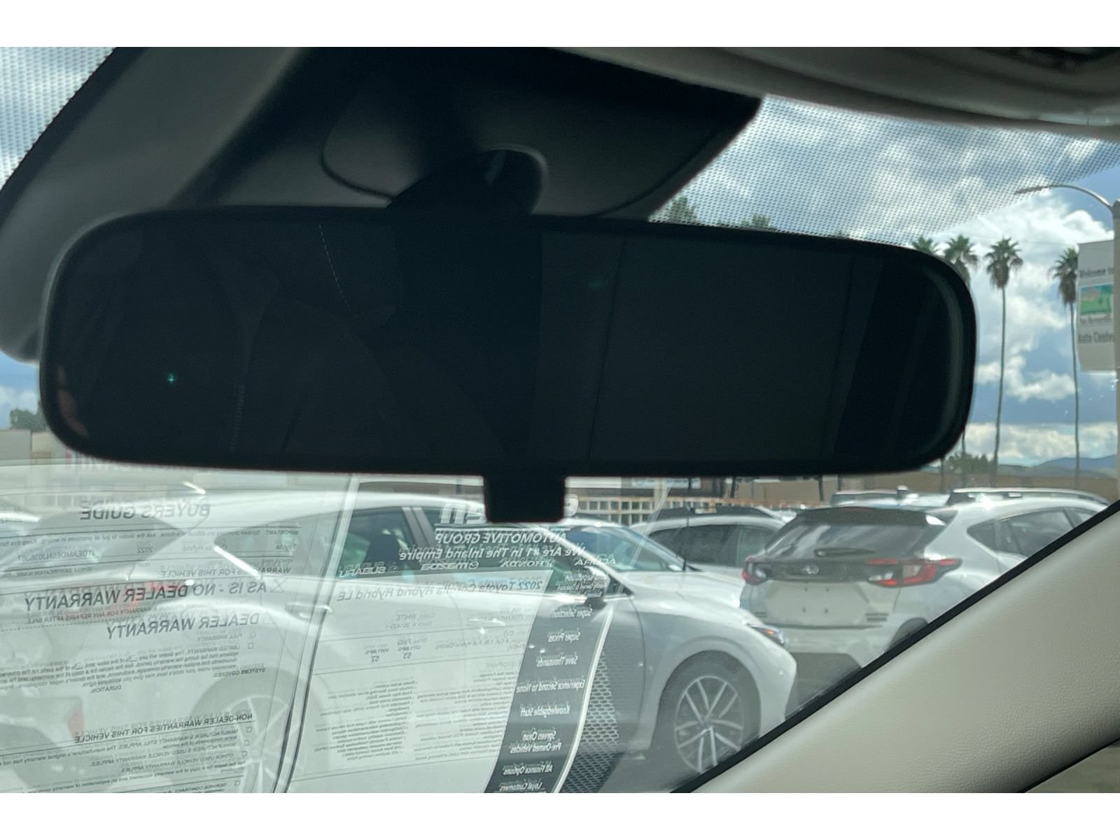Used 2022 Toyota Corolla LE w/ Carpet Mat Package (TMS) FWD image 24