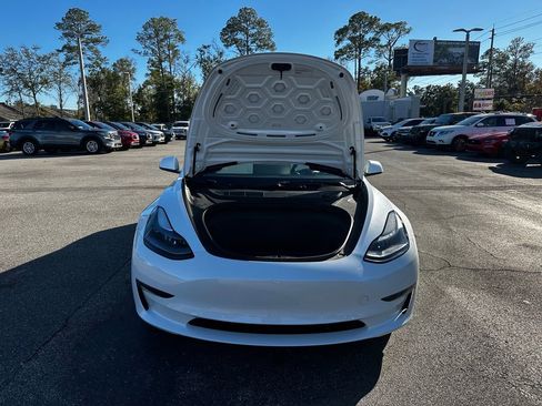 Used 2023 Tesla Model 3 Standard Range image 18