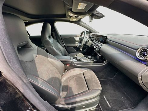 Used 2023 Mercedes-Benz CLA 250 image 29