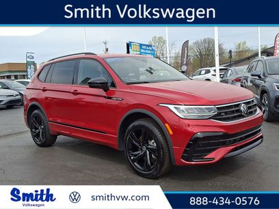 Used 2024 Volkswagen Tiguan SE R-Line