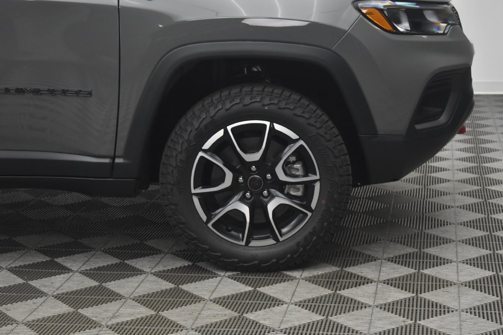 New 2027 Jeep Compass Trailhawk AWD/4WD image 6