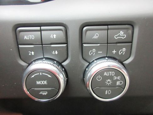 New 2026 GMC Sierra 2500 Denali Ultimate AWD/4WD image 18