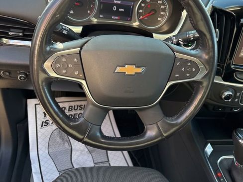 Used 2020 Chevrolet Traverse LT image 10
