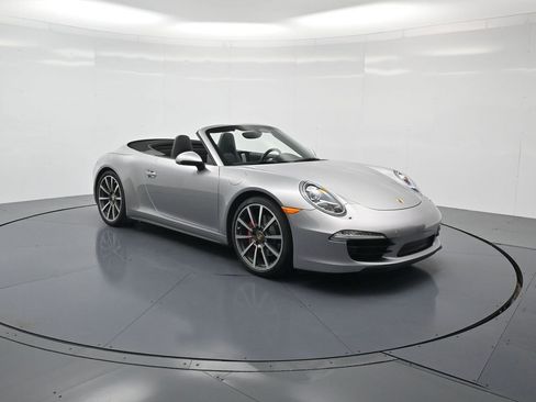 Used 2016 Porsche 911 Carrera 4S image 32