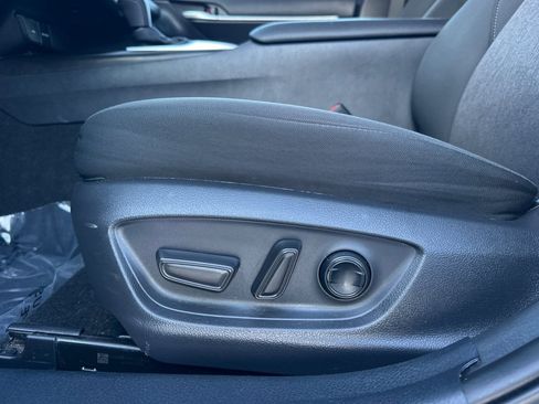 Used 2021 Toyota Camry LE image 13