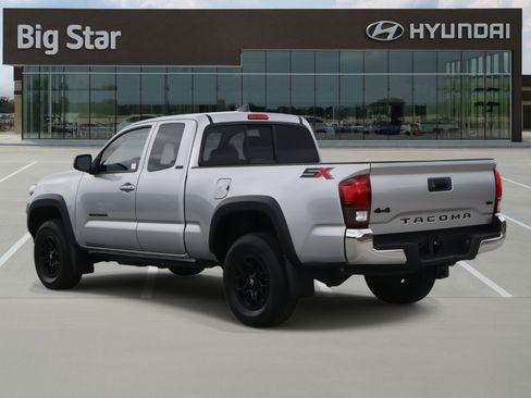 Used 2023 Toyota Tacoma SR5 image 3