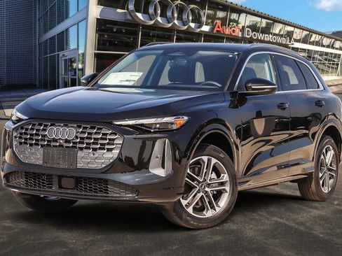 New 2026 Audi Q5 Premium AWD/4WD image 1
