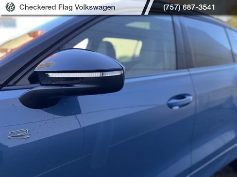 New 2026 Volkswagen Tiguan SE R-Line image 12