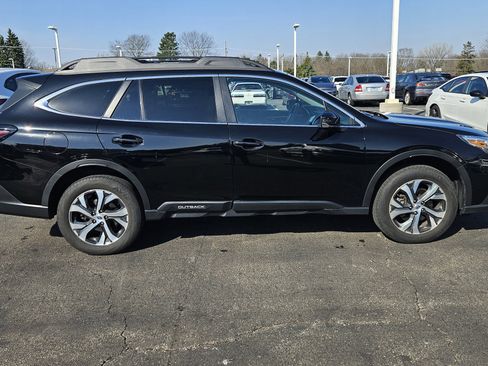 Used 2022 Subaru Outback Limited image 3