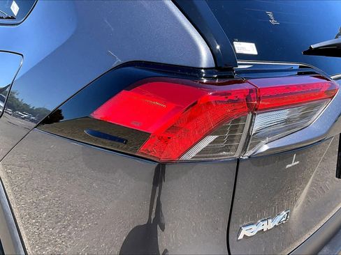 Used 2025 Toyota RAV4 XLE w/ Convenience Package AWD/4WD image 28