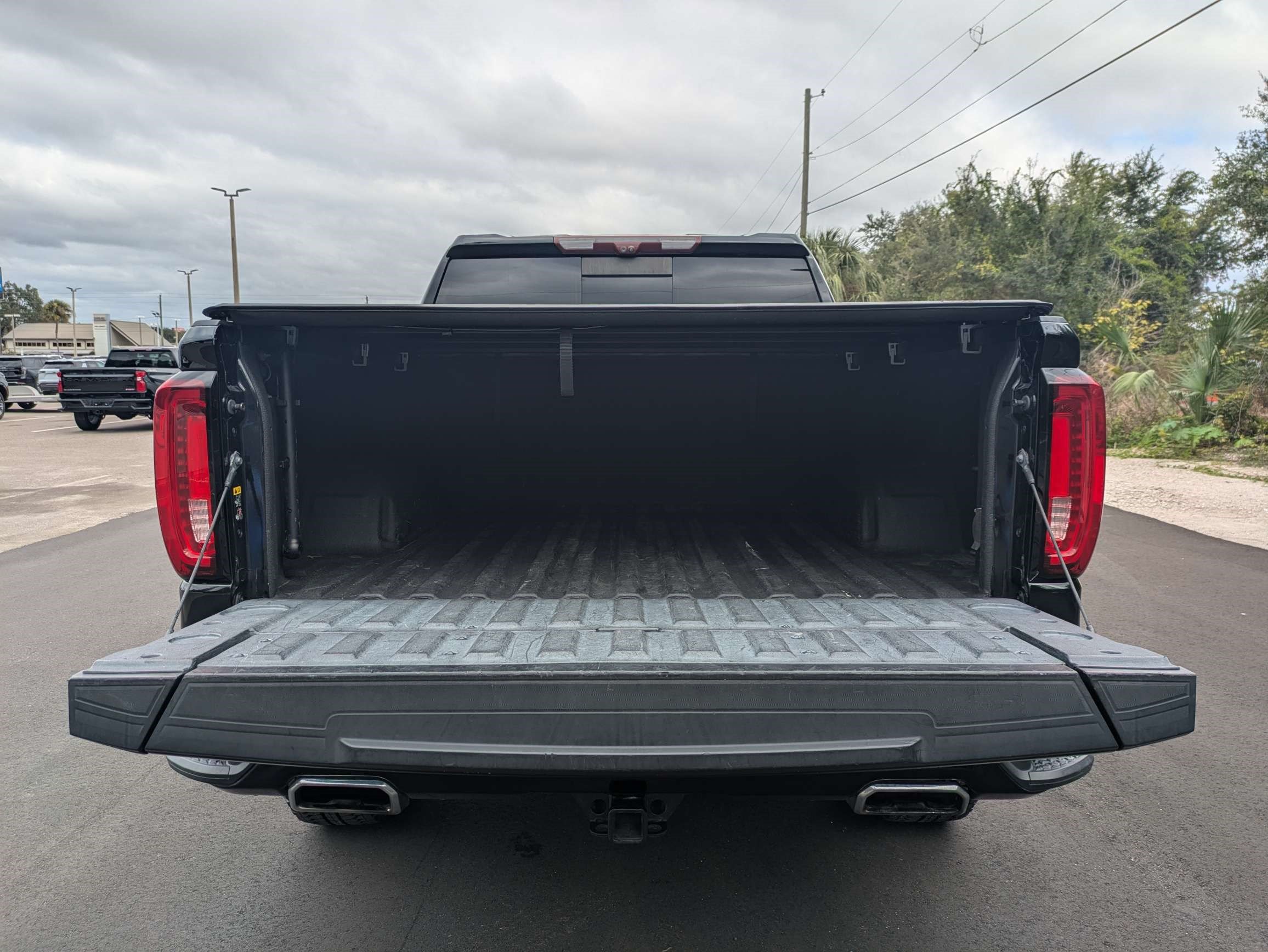 Used 2020 GMC Sierra 1500 AT4 w/ AT4 Premium Package AWD/4WD image 13