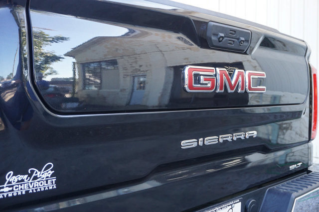 Used 2025 GMC Sierra 1500 SLT AWD/4WD image 26