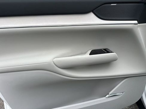 New 2025 Volvo EX90 Ultra image 13