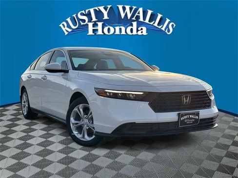 Used 2025 Honda Accord LX image 1