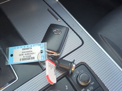 Used 2024 MAZDA CX-90 3.3 Turbo w/ Premium Plus Pkg image 34