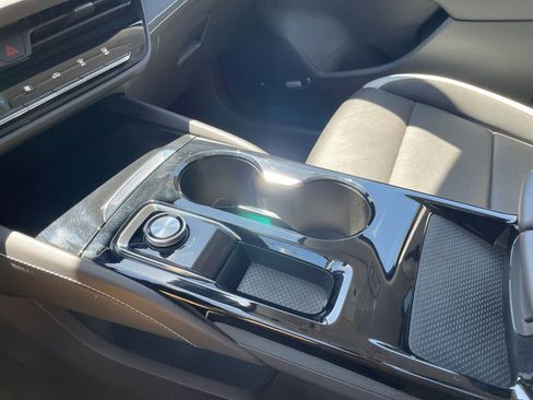 Used 2024 Buick Envision Sport Touring image 35