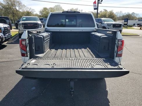 Used 2022 Nissan Titan Platinum Reserve w/ Moonroof Package image 30