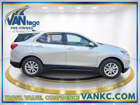 Used 2018 Chevrolet Equinox LT image 5