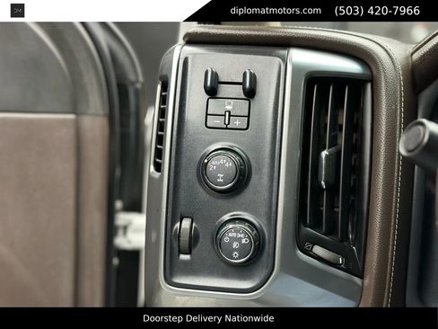 Used 2017 Chevrolet Silverado 1500 LTZ w/ Max Trailering Package image 34