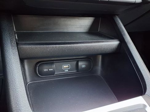 Used 2024 Kia Forte LXS image 19