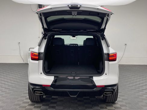 Used 2023 Chevrolet Blazer RS w/ Driver Confidence II Package FWD image 11