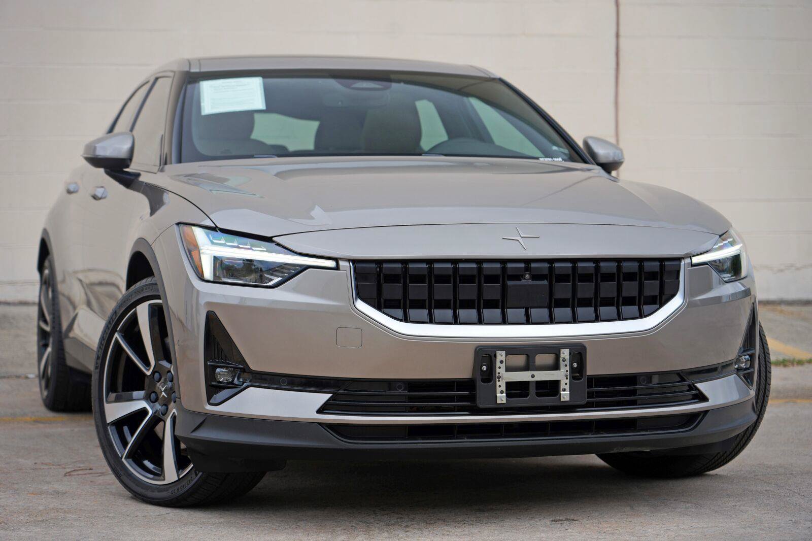 Used 2022 Polestar Polestar 2 w/ Plus Package AWD/4WD image 3