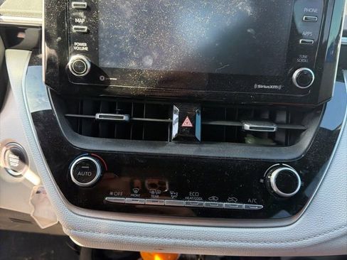 Used 2021 Toyota Corolla SE w/ Carpet Mat Package (TMS) image 6