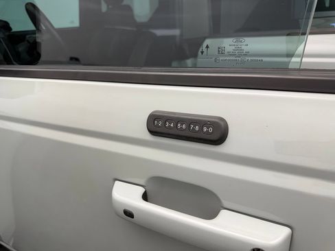 Used 2021 Ford Bronco First Edition AWD/4WD image 41