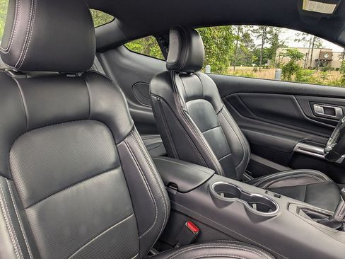 Used 2024 Ford Mustang Premium RWD image 31