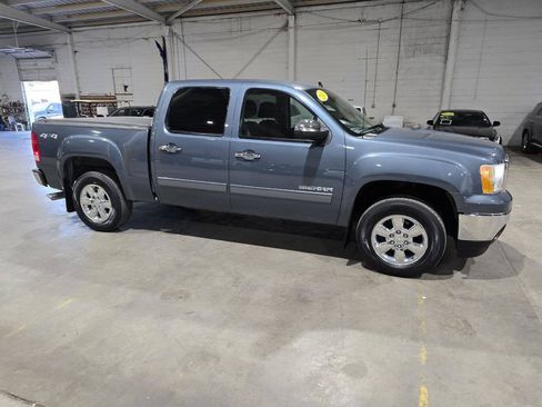 Used 2013 GMC Sierra 1500 SLE w/ Power Tech Package AWD/4WD image 18