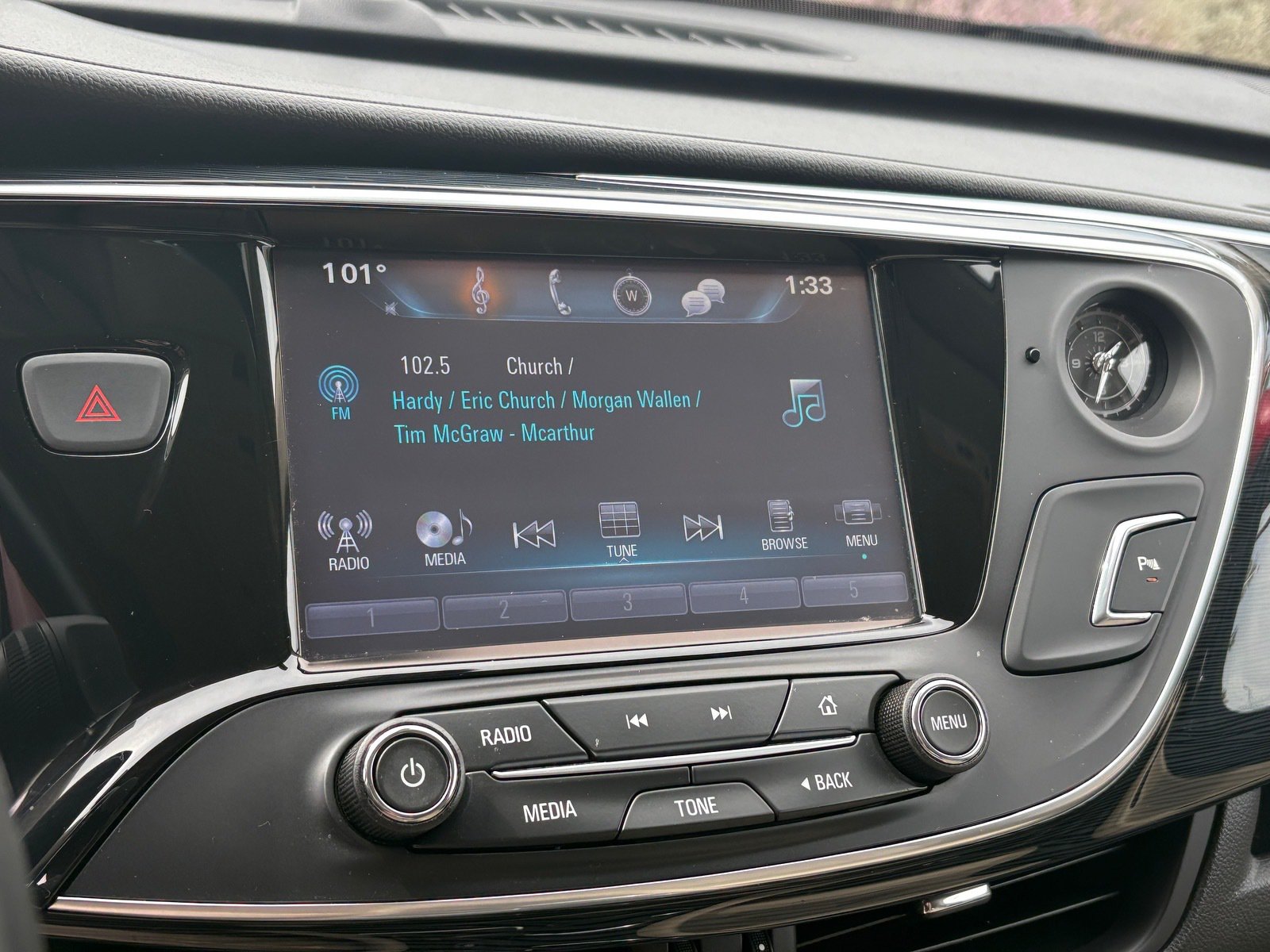 Used 2017 Buick Envision Preferred w/ LPO, Interior Luxury Package FWD image 23