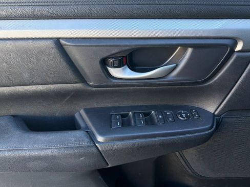 Used 2018 Honda CR-V LX image 13
