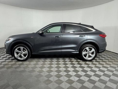 Used 2025 Audi Q5 Premium Plus w/ Premium Plus AWD/4WD image 5