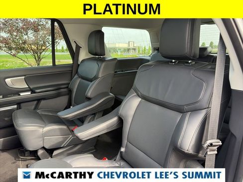 Used 2025 Ford Expedition Platinum AWD/4WD image 56
