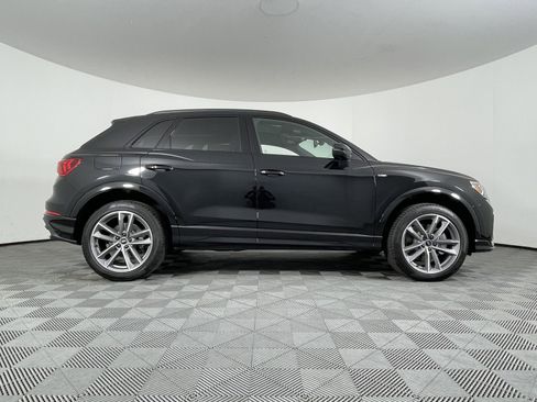 New 2025 Audi Q3 2.0T Premium image 18
