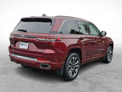 Certified 2024 Jeep Grand Cherokee Overland w/ Advanced Protech Group III image 5