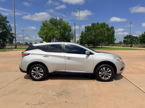 Used 2016 Nissan Murano S FWD image 25