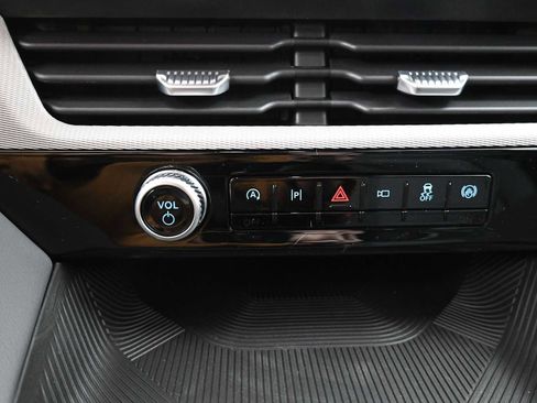 New 2026 Ford Explorer Active image 36