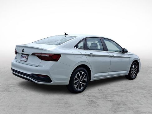 Used 2024 Volkswagen Jetta S FWD image 5