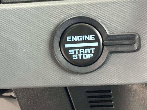 Used 2024 Ford Bronco Big Bend image 28