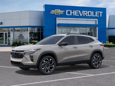 New 2026 Chevrolet Trax RS w/ Driver Confidence Package image 2