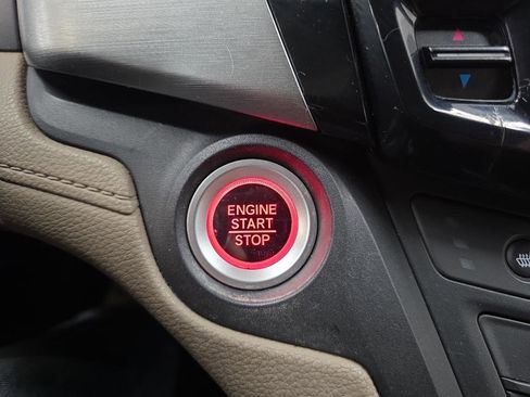 Used 2018 Honda Odyssey Touring image 65