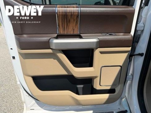Used 2019 Ford F150 Lariat w/ Equipment Group 502A Luxury AWD/4WD image 20
