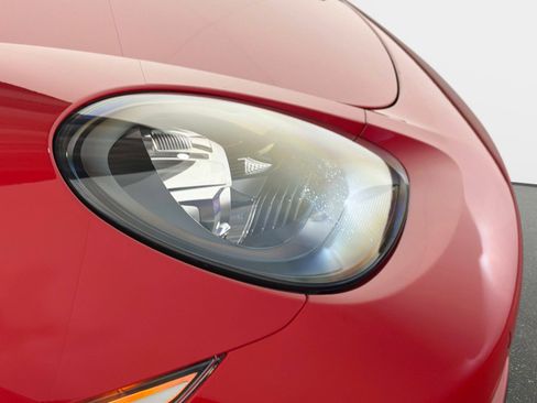 Used 2019 Porsche 718 Cayman GTS image 9