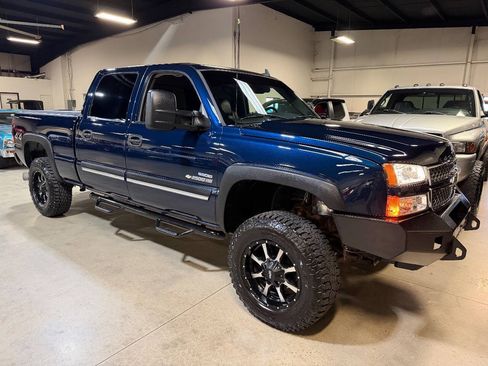 Used 2006 Chevrolet Silverado 2500 LT w/ Heavy-Duty Power Package AWD/4WD image 59