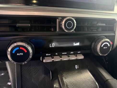 Used 2024 Toyota Tacoma TRD Sport RWD image 42