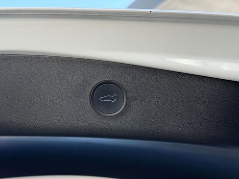 Used 2021 Tesla Model 3 Long Range image 17