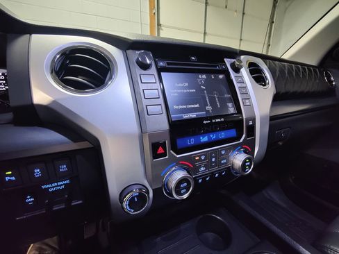Used 2019 Toyota Tundra Platinum AWD/4WD image 43